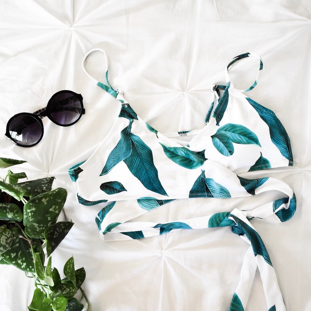 Cupshe Bathing suite top tropical print